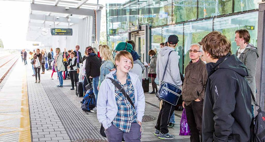 Persontransporter och tillgänglighet Transportsystemet skapar möjligheter för tillgänglighet till arbete och studier, service, handel, nöjen, fritid osv inom E12-regionen.