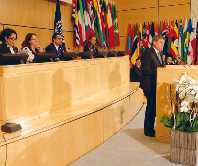 FOTO: CROZET/POUTEAU ILO I FN-organet ILO, International Labour Organization, fastställs globala normer för rättigheter i arbetslivet. Guy Ryder (i talarstolen) är ILO:s generalsekreterare.