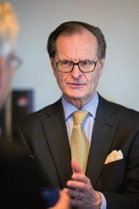 Bolagsstyrning 89 frågor om koncernövergripande förvärv, vissa större projekt, koncernens finansiella rapportering, kommunikation med aktiemarknaden, intern och extern information, IT samt samordning