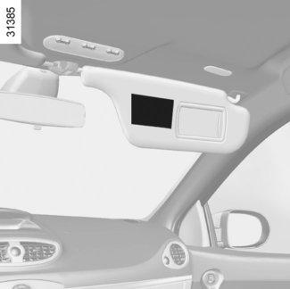 BARNSÄKERHET: urkoppling och inkoppling av passagerarairbag fram (2/3) A A 3 VARNING!