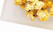Tillsätt passande hackad ört och smaksatta popcorn innan servering. Tips!