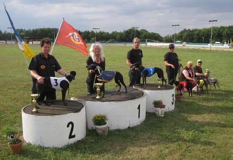 SM Whippet, Öppen Klass. Box 4 Mambo Jambo, 1 Damien Rice, 6 Gunnar, 3 Red Bull, 2 CocaCola Kid, 5 Hurry Hawk. Foto: Boel Lundberg. 4 Darjeeling, 5 S Scarlet O'Hara, 6 S Mint Julep.