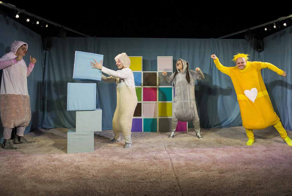 Vem? med Månteatern (ålder 3-6 år) Hässleholm Kulturhus - Blå salongen Vecka 11, tisdag-onsdag 13-14 mars, kl. 9.15 & 10.30 En liten föreställning om de stora känslorna.