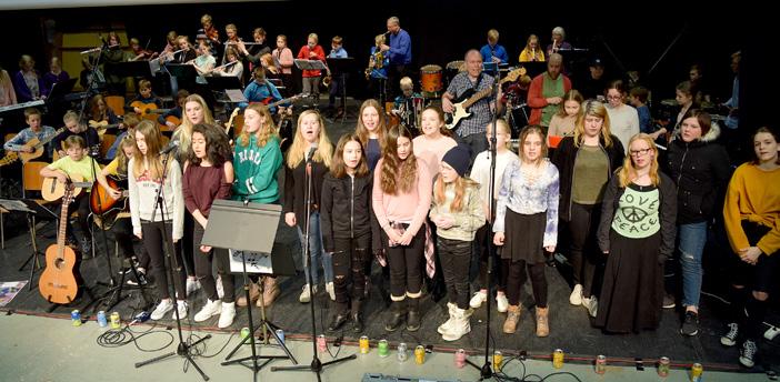 YDRE KULTURSKOLA YDRE KULTURSKOLA bedriver verksamhet på kommunens båda grundskolor.