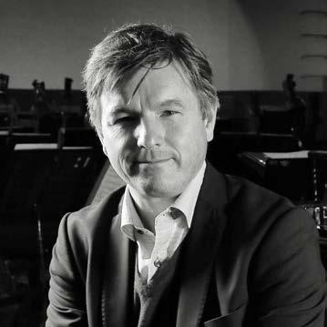 10 LIVSGLÆDENS DANS Foto: J örg en R a gn arsso n Vi gästas på pulten av René Bjerregaard Nielsen som till vardags är musikdirigent vid Prinsens Musikkorps i Danmark.