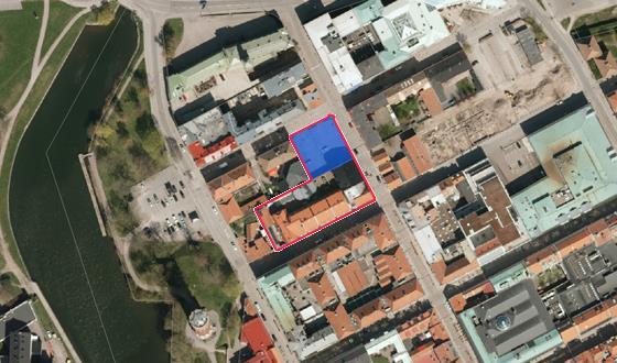 Samhällsbyggnadskontoret Ändring av planbeskrivning 5(18) Plandata Figur 1: Berört område för ändring till detaljplan (blå yta) inom gällande detaljplan (röd linje).