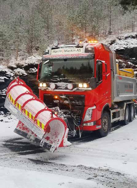 TEXT: STIAN MOAN FOLDE MÄHLERS DPH 3400-3700 HÖGKASTANDE DIAGONALPLOG + Hög