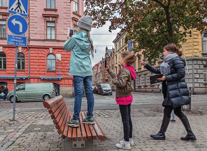 Delaktighet och hållbar utveckling Helsingfors stads läroplan uppmuntrar eleverna att delta i planeringen och utvecklingen av skolans undervisning, verksamhetskultur och lärmiljöer.
