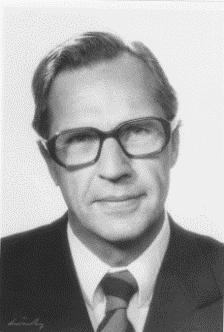 Åstrandsson från AGA. När Crafoord tillträdde som chef för thoraxkirurgiska kliniken i oktober 1957 utsågs Olof Norlander till chef för thoraxanestesin.