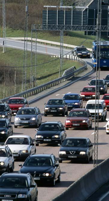 Utmaningar och möjligheter Växande regioner ger Ökad trafik på järnväg och väg Köer och trängsel