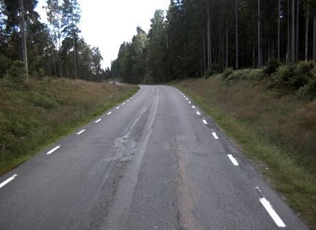 Västra Götaland Vägnr: 515 Start löpande längd: 355m Sträckans längd: 200m ÅDT: 600 Hastighet: 70km/h Vägbredd: 5m