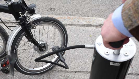 Behöver du luft i dina cykeldäck? På fem platser i kommunen kan du pumpa din cykel!