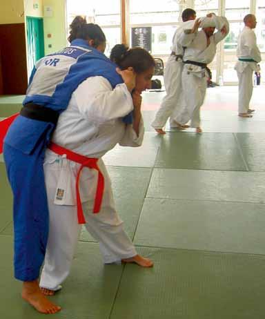 Merjem Hanna från Örebro som själv utövar judo och Marie Lindbäck, SDI budo deltog i lägret tillsammans med andra inbitna judo och karateutövare från olika länder, från bl.