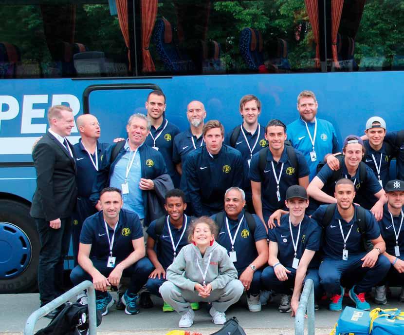 Sverige klara fö Den 12-28 juni åkte landslaget i fotboll ner till Hannover i Tyskland för att spela Europamästerskap i fotboll. och nivån internationellt.