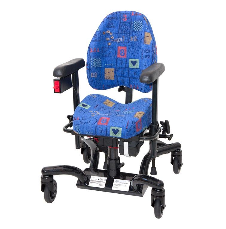 I en REAL 9000 PLUS BARN eller REAL 9000 PLUS BARN EL med PLUS-stativ får barn och ungdomar med funktionsnedsättning möjlighet att sitta aktivt vid till exempel en skolbänk eller ett bord.