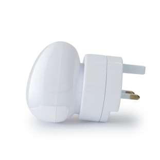 släcks när det blir ljust. LED-lampa med låg energiförbrukning och som inte blir varm. Pabobo Automatisk Nattlampa behöver aldrig sättas på eller stängas av.