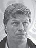 Keď som sa pýtal na dôvod, povedali mi, že klub môže takéto niečo urobiť aj bez udania dôvodu. Po konzultácii s právnikom som však písomne nič neprevzal a mesiac som pokračoval vo svojej práci.