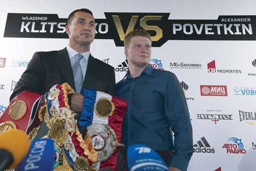 www.sport.sk BOX 39 VLADIMIR KLIČKO si súpera ALEXANDRA POVETKINA váži, ale zároveň vyhlasuje: V ringu chcem len víťaziť!