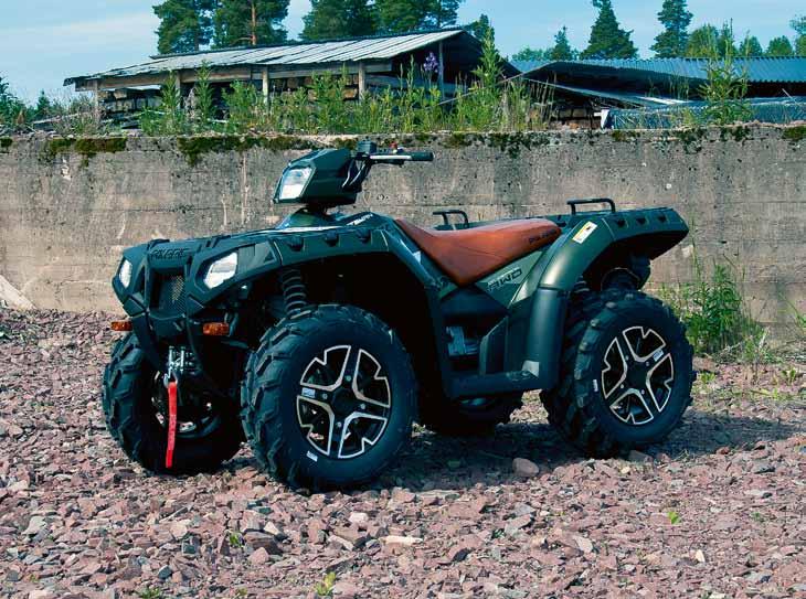 Polaris sportsman 1000 XP military Edition Fyrhjulingen som gjorde lumpen Med en del uppdateringar och ny vacker kostym var det dags att åter sätta tänderna i Sportsman 1000 XP, här som traktor.