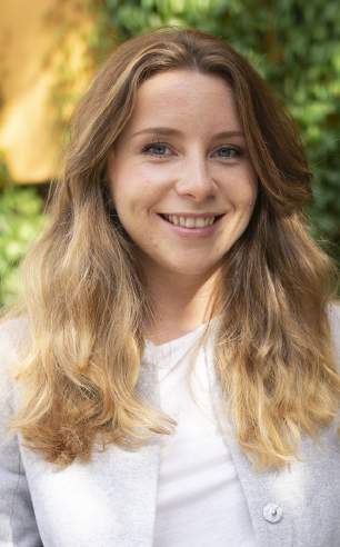 NAMN: Amanda Van den Tempel Almaas ORT: Stockholm ARBETAR/STUDERAR: Studerar politisk kandidat på Uppsala universitet.