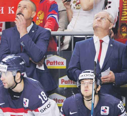Kučerov, Namesnikov, Tkačov - Barabanov, Ničuškin. Tréner Oleg Znarok. SLOVENSKO: J. Hudáček - Čerešňák, Jánošík, Gernát, J.