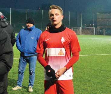 22 FUTBAL pondelok 15. 5. 2017 TABUĽKA 1. VSS Košice 26 17 4 5 35:22 55 2. Nitra 26 14 5 7 50:31 47 3. Skalica 26 13 7 6 38:17 46 4. Šamorín 26 13 7 6 40:25 46 5. Sereď 26 13 6 7 49:25 45 6.