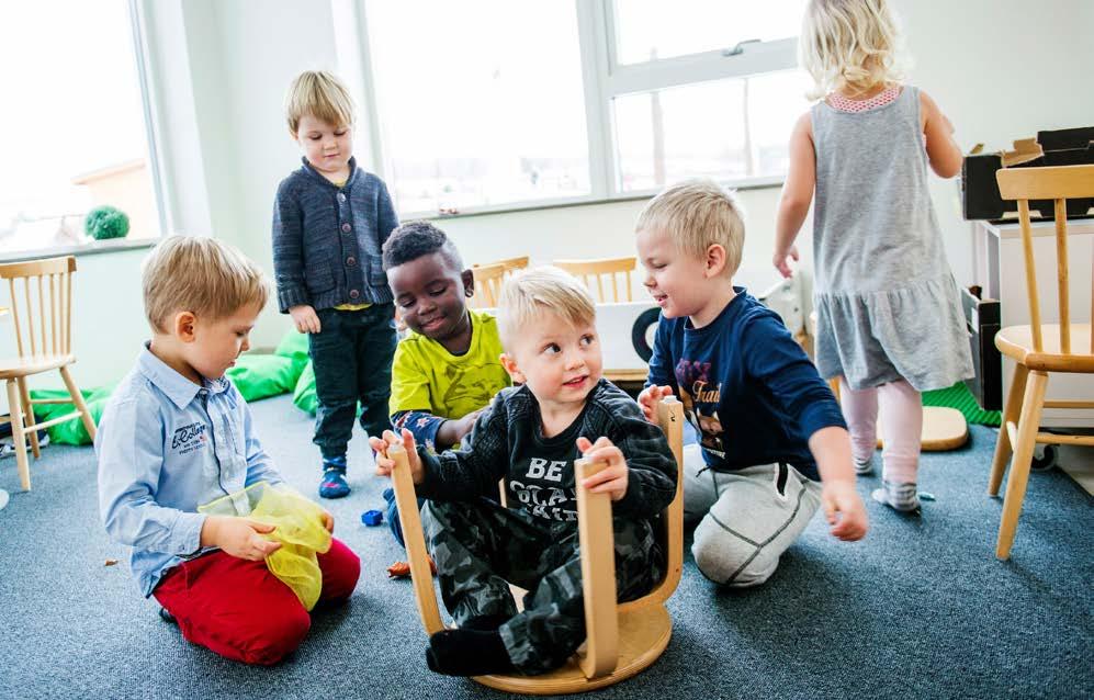 VERKSAMHETERNAS REDOVISNING Huvuduppdrag Lärande och familj Årets verksamhet Huvuduppdragets fokus är att arbeta förebyggande och främjande med tidiga och samordnade insatser och verka för att de