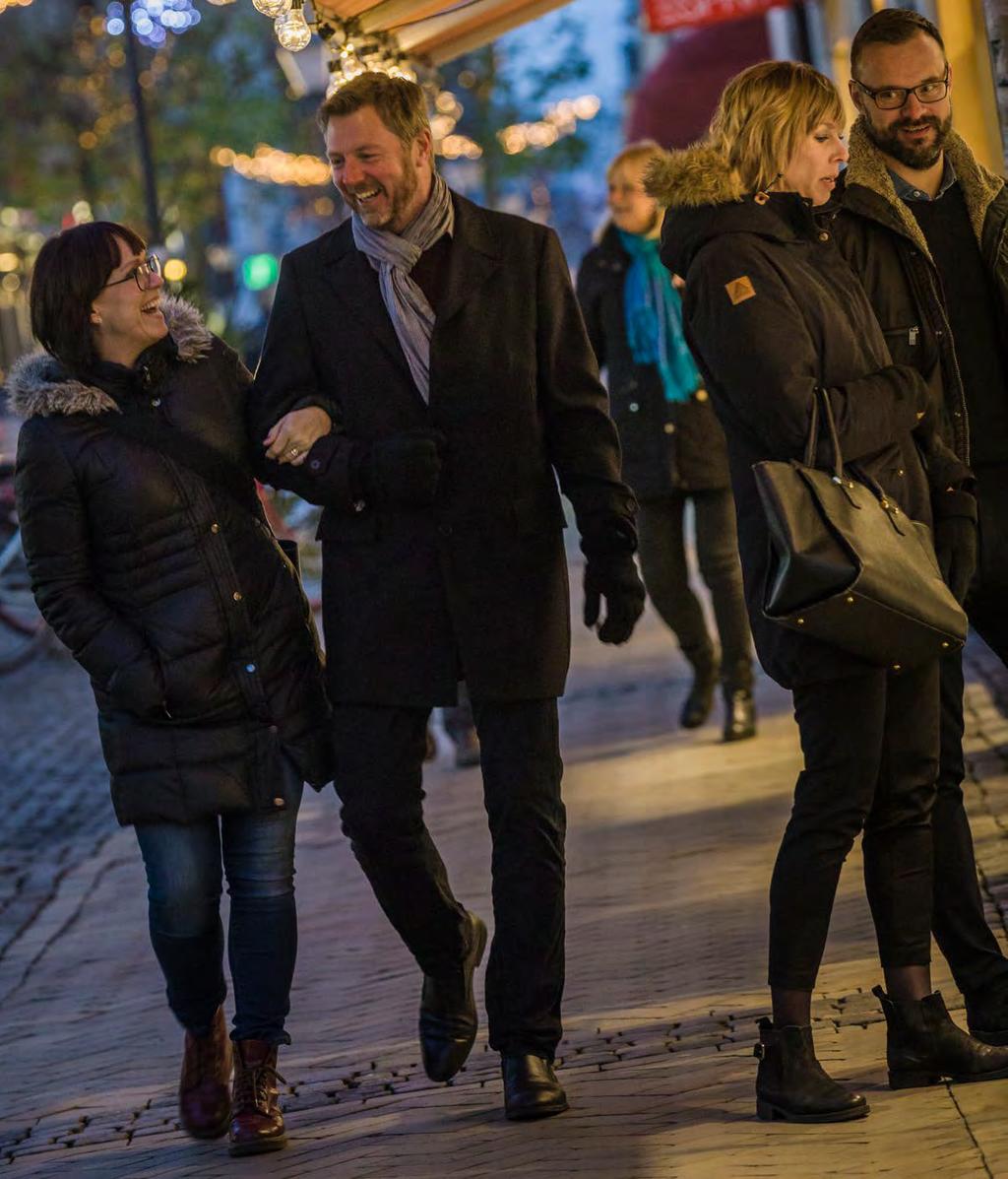 INNEHÅLL 1 Kristianstad, s.4 Kristianstad igår, idag och imorgon. VÄLKOMMEN TILL KRISTIANSTAD! Mitt i den skånska myllan ligger Kristianstad. Vi som lever här är stolta över vår kommun.