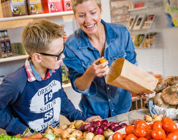 Familjemiddag eller en fika med vänner?