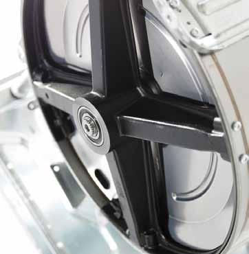 God kvalitet Kryss i bakre delen i stödbenen Trumman förstärks och stabiliseras ytterligare med ett kryss i bakre delen monterat med SKF-lager av samma typ som används i lastbilar.