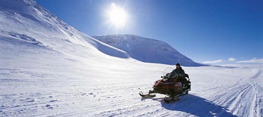 Jäckvik Lappland Foto: kikmete.se Jäckvik ligger vid fjället Pieljekaises fot utefter Silvervägen, bara 12 mil från Atlantkusten, i genuin vildmark med Kungsleden i absolut närhet.