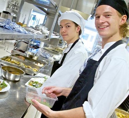 Restaurang-och livsmedelsprogrammet Yrkesprogram Programmet vänder sig till dig som vill arbeta praktiskt i yrken kring måltiden nära kunder och gäster på t ex restaurang, bageri eller i butik.