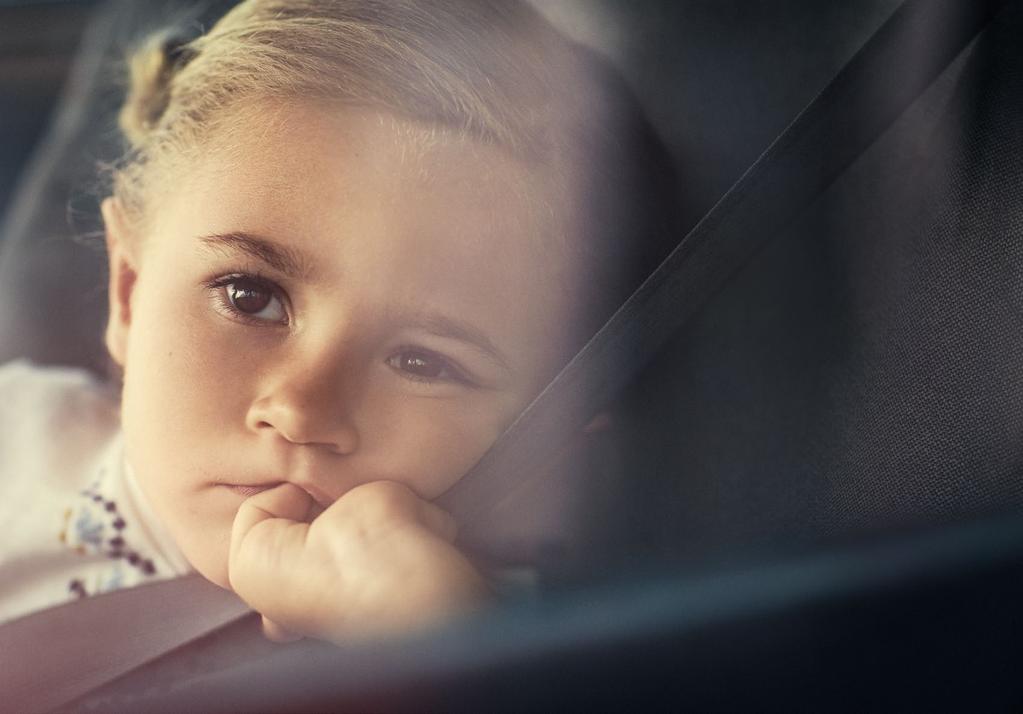 SÄKERHET Res tryggt och säkert med Volvo Bussen är det säkraste transportmedlet på vägarna.