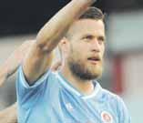 DOMÁCI HOSTIA: 4 0 2 7:8 12/6 GÓLY: 15, priemer na zápas 2,5. STRELEC KOLA: Mareš (Slovan) dal 3 góly. DIVÁCI: 14 845, priemer na zápas 2474.