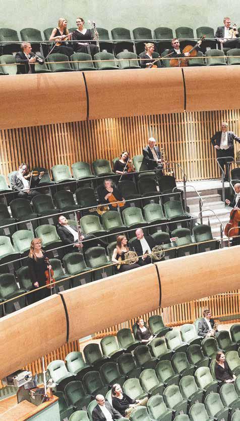 VIOLIN I Åsa Wirdefelt, 1:e KM Peter Olofsson, 1:e KM Anneli Jonsson, 2:e KM Finndís A Kristinsdóttir Lolita Kisonaite Tove Lund Tuulliki Nilsson Salo Kerstin Svensson Cristina Lixandru (vik) VIOLIN