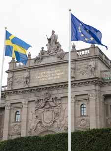 Så fungerar riksdagen på lättläst svenska 25 Riksdagen och EU Sverige är medlem i Europeiska unionen som också kallas EU. 28 länder är medlemmar i EU.