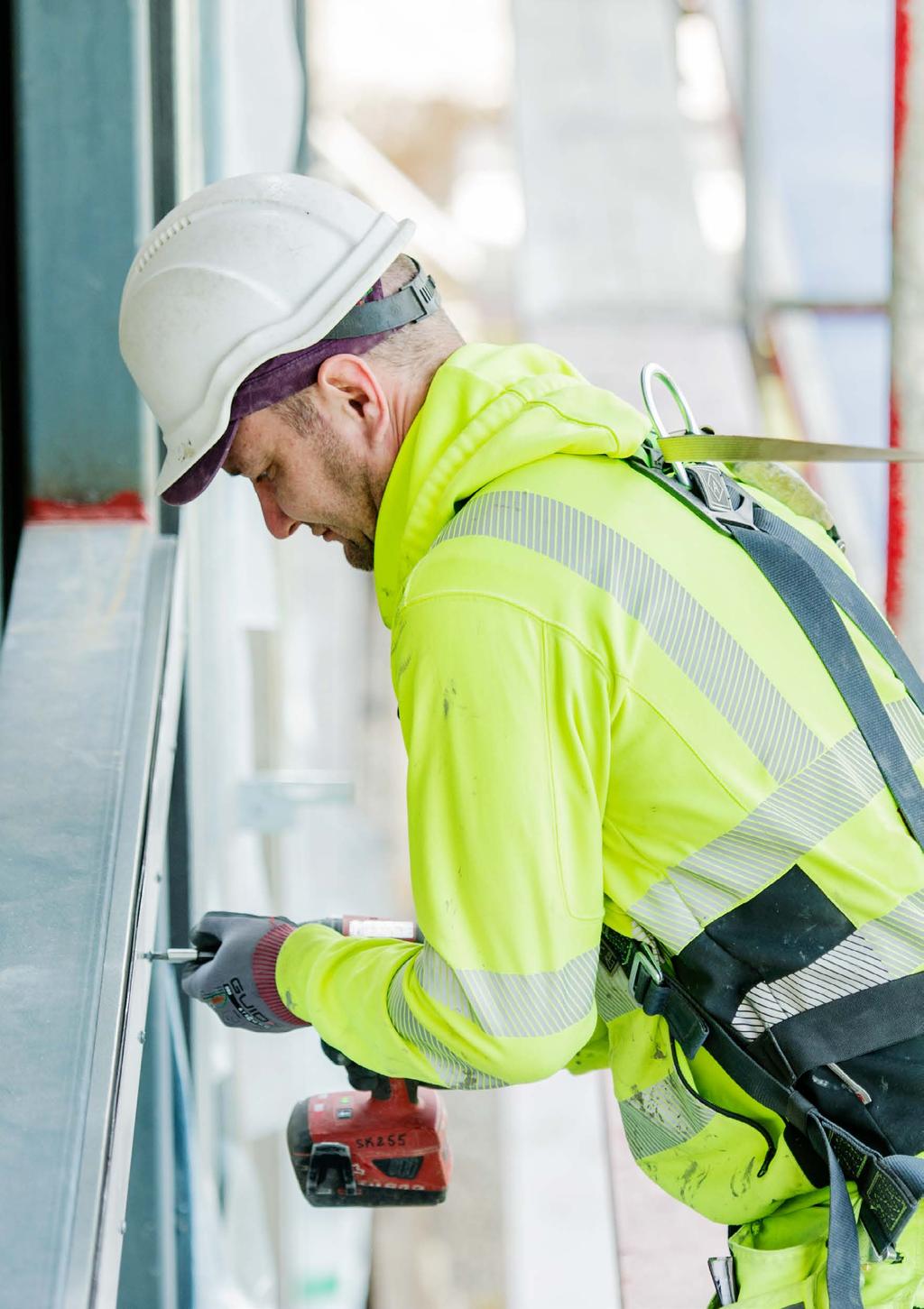 Frågor att ställa/kontrollera på byggarbetsplatsen: Har en riskbedömning gjorts inför arbete med maskin? Är maskinens/verktygets skydd på plats och fungerar?