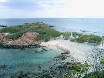 Dag 7 Nilaveli: Pigeon Island och Trincomalee Vi tar idag en båttur ut till en av Sri Lankas Vackra Pigeon Island! två marina nationalparker, Pigeon Island.