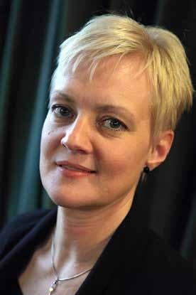 Ulla Kristiasso socioom, forskigsassistet vid FoU Sjuhärad Välfärd Vuxa i våldsrelatioer och deras sy på sia bar Hos vuxa som levt i våldsrelatioer fis e rädsla för att vara misslyckad och att ha