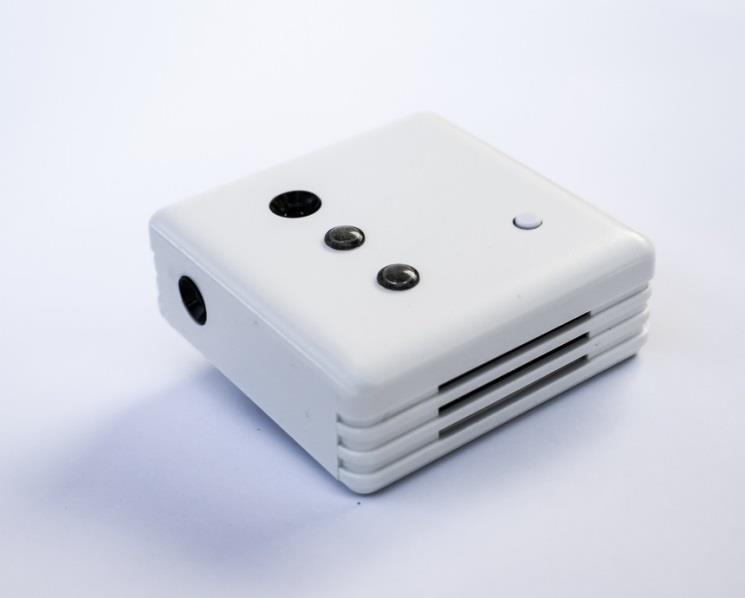 Beskrivning Huskoll WiFi Styrenheten har 2 st. lysdioder, 2st IR-dioder, 1st knapp samt anslutning för strömförsörjning.