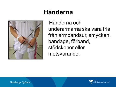 tryckts mot en odlingsplatta strax efter handdesinfektion. Ringarna blir inte rena eftersom handspriten inte kommer åt ordentligt.