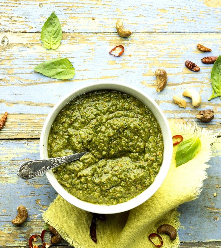 Pesto Brasileiro Brasiliansk Pesto 100 g basilika 150 g cashewnötter, rostade 100 g parmesanost, riven 30 g Knorr Professional Vitlökspuré 150 ml