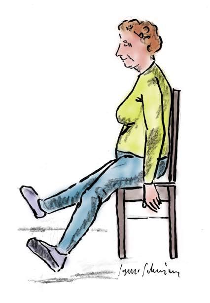 47 SAXEN Veckans rörelse REDSKAP: Stol Börja din motionsstund med att gå raskt på stället stående Sitt på en stol med händerna längs sidorna. Sträck benen rakt fram.