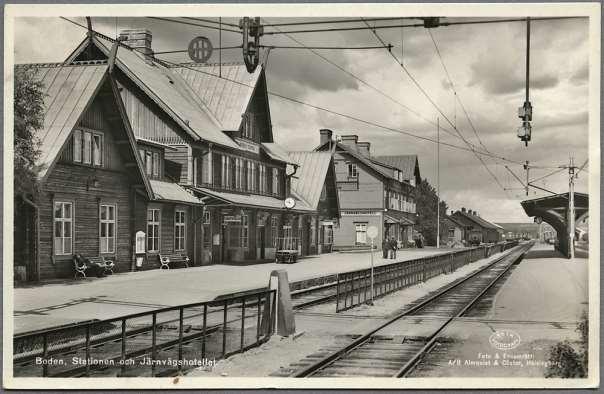 Bodens järnvägsstation och järnvägshotell och perrong till höger med plattformstak i Törebodamodell, 1940-tal. Källa: Samlingsportalen.se Hur kan det se ut idag?