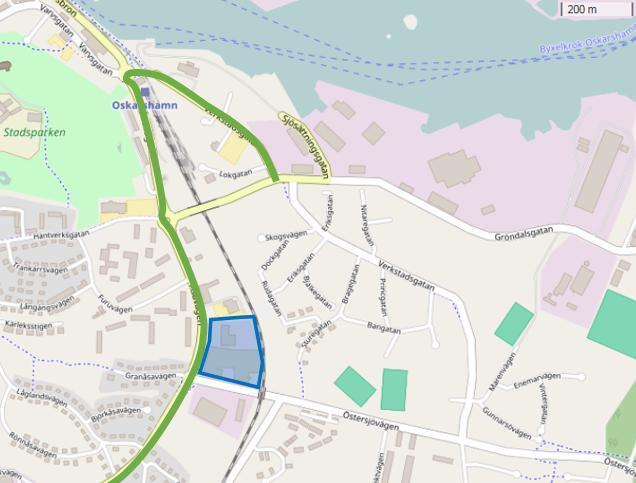 1 Inledning Sweco har i samband med planomvandling av ett område i Oskarshamn fått i uppdrag av P&S Oskarshamn AB att beskriva vilka risker från farligt gods på väg och järnväg som påverkar
