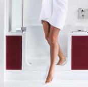 Den innovativa lösningen för små badrum heter Twinline då den ger stora fördelar för såväl bad som för dusch även i mycket begränsade utrymmen.