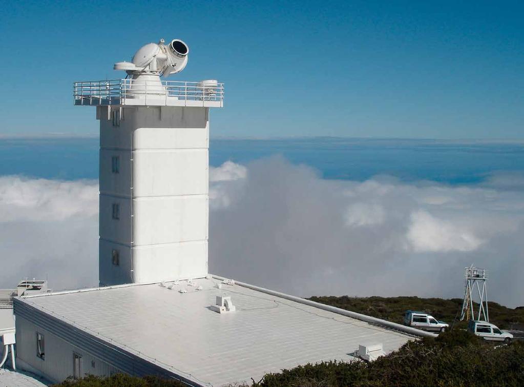 Soljakten Det blir då möjligt att framställa kartor över fysikaliska parametrar som temperatur (ur ljusintensiteten och spektrallinjernas styrka), hastighet i synlinjens riktning (genom