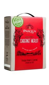 Den här gången blev det tomatpesto. Det ger en himla fin smak till pizzan. Pasqua Sanzeno Cabernet Merlot, 3000ml, box Systembolagsnummer: 7530 259.