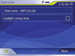 Navigering Göra grundinställningar Innan du startar en navigering, ställer du in giltig tidszon för positionen, så att korrekta ankomsttider kan visas vid navigeringen och anger din hemadress så att