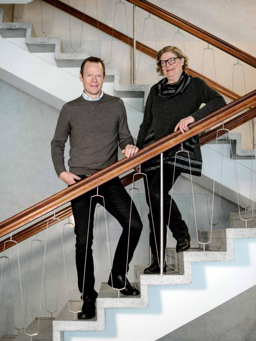 JAKOB BJÖRKLUND Ålder: 50 år Gör på SDC: IT-chef Bor: I Sundsvall Intressen: Utförsåkning, längdskidåkning och jakt. Motto: Det löser sig alltid, människor kan mer än dom tror.
